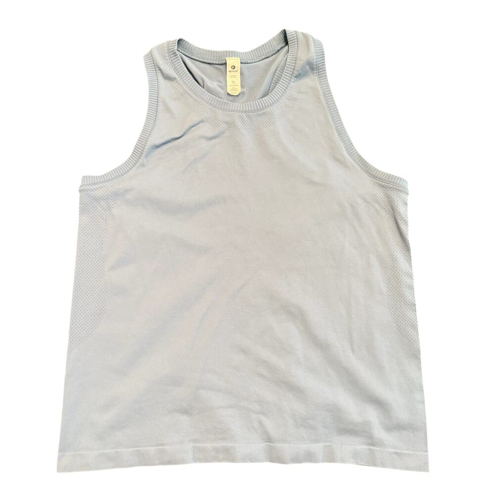 90 Degree Women’s medium blue active tank, Size XL